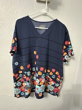 Buttersoft Navy Floral V-Neck Women’s Scrub Top